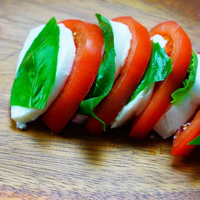 モッツアレラチーズのカプレーゼ