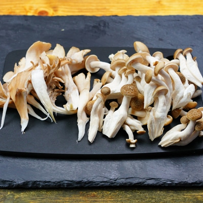 秋の味覚を味わう!鮭ときのこのホイル焼き