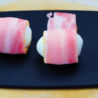 おつまみに!半熟卵のベーコン巻き