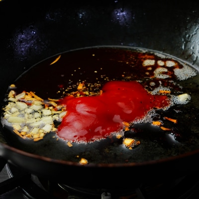 おつまみに!半熟卵のベーコン巻き