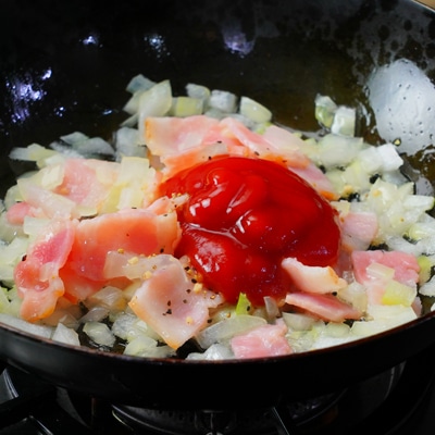 口の中でとろける！ふわふわ卵のオムライス