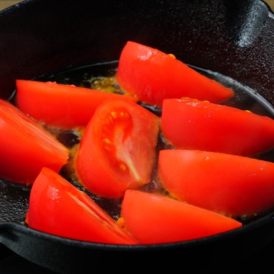 ごま油香る!トマトと卵の中華炒め