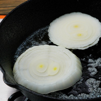 甘くて美味しい!新玉ねぎのバター醤油焼き