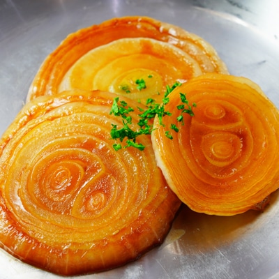 甘くて美味しい!新玉ねぎのバター醤油焼き