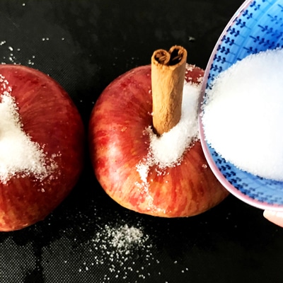 スキレットでホットスイーツ!絶品焼きリンゴ