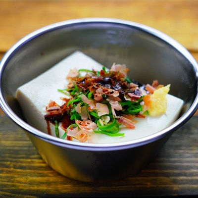 シェラカップで湯豆腐