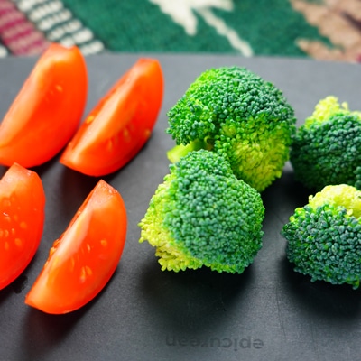 定番！チキンのトマト煮込み