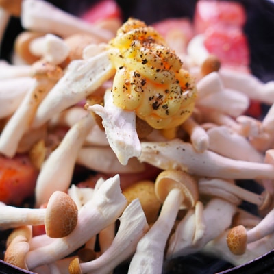 さっと炒めるだけ！ベーコンとしめじのマヨソテー