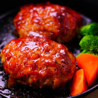 豚ひき肉で絶品ハンバーグ