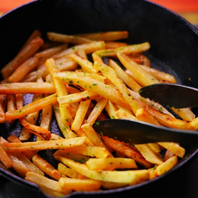 スキレットで冷めたポテトが復活！