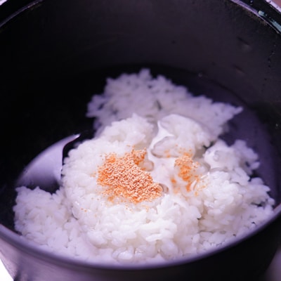 余った冷めたご飯で！卵雑炊