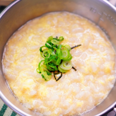 余った冷めたご飯で！卵雑炊