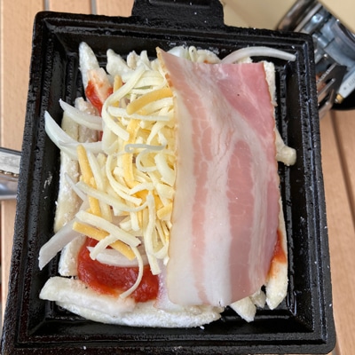 冷凍ポテトで作る!絶品ピザ