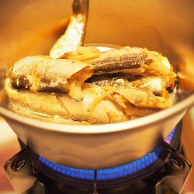 メスティンで作る！バジルソースのトマトパスタ