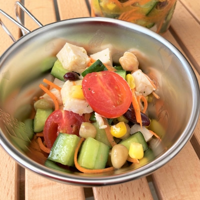 スプーンで食べる!ジャーコロコロサラダ