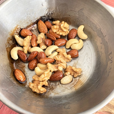 病みつき!!キャラメリゼナッツ入りチーズ