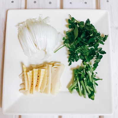 旬の味覚！焼きたけのことクレソンの洋風スープ