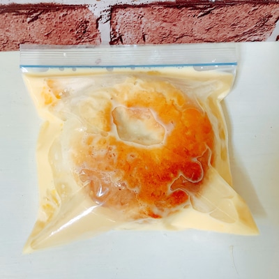 甘酸っぱいホットデザート!イチゴのベーグルフレンチトースト