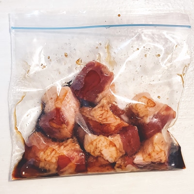 フルーティーでジューシー!豚バラとパイナップルのシュラスコ