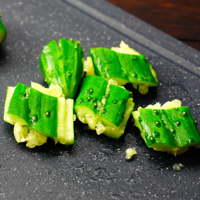 ごま油香る！たたききゅうりのラー油和え