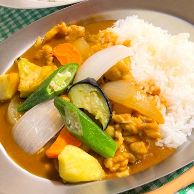 再現レシピ！アニメゆるキャン△の「不思議な味！？豚骨煮込みカレー」