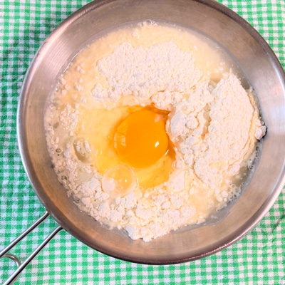 再現レシピ！アニメゆるキャン△の「ホットケーキで簡単！お誕生日ケーキ」