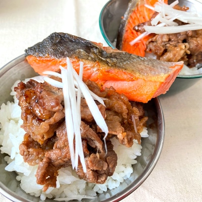 再現レシピ!アニメゆるキャン△の「最強なごはんのお供!牛肉の大和煮&焼鮭」
