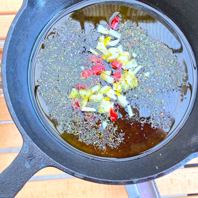 再現レシピ!アニメゆるキャン△の「豪華!具だくさんアヒージョ」