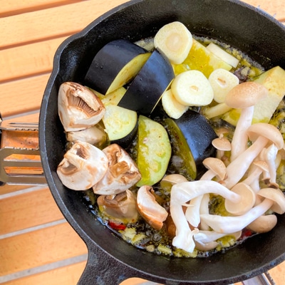 再現レシピ!アニメゆるキャン△の「豪華!具だくさんアヒージョ」