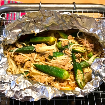 食感が楽しい!オクラとえのきのホイル焼き