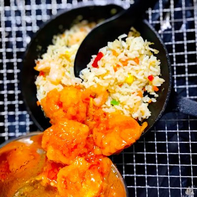 コンビニ商品だけで！エビたっぷり甘辛ナシゴレン