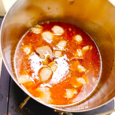 お酒のシメに！絶品ぷるぷるもつ煮込みラーメン