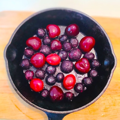 優しい味わいのフランス伝統菓子！さくらんぼのクラフティー