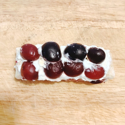 濃厚な果実たっぷり！ダークチェリーのミルフィーユ