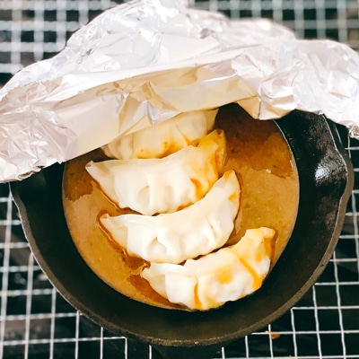 コンビニ商品だけで!宇都宮の名店「青源」風・みそダレ餃子