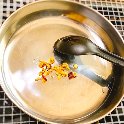 夏キャンプにぴったり！アサリのエスニック蒸し