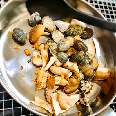 夏キャンプにぴったり！アサリのエスニック蒸し