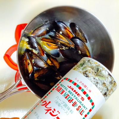 シンプルが1番旨い！ムール貝のワイン蒸し