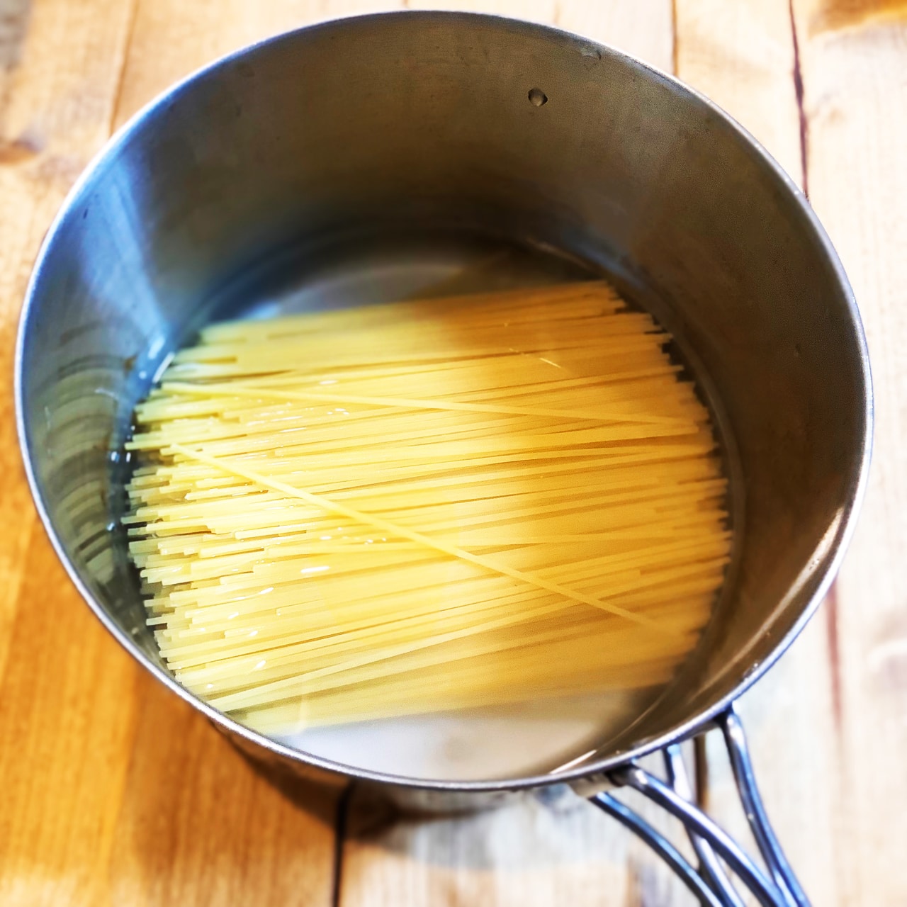 スモークホタテとガリバタ醤油の水漬けパスタ